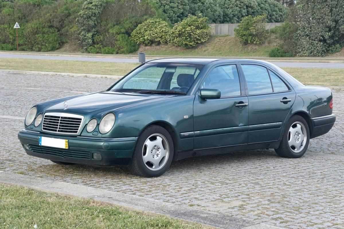 mercedes-benz-classe-e-e-220-cdi-1999-diesel-2151cc