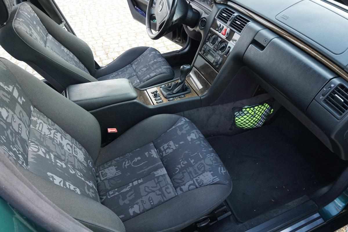 mercedes-benz-classe-e-e-220-cdi-1999-diesel-2151cc