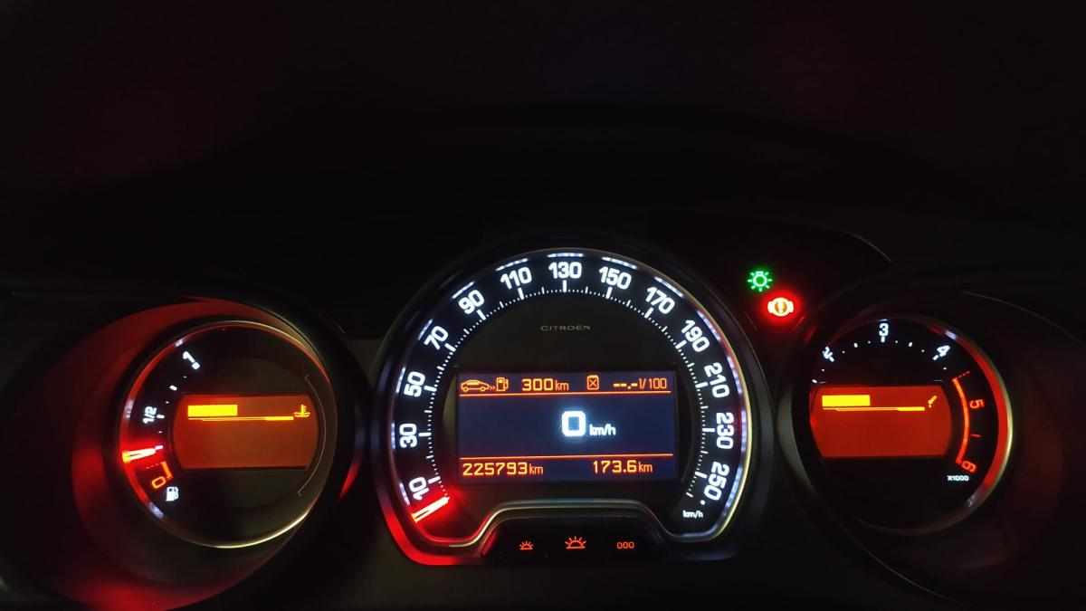 citroen-c5-1-6-hdif-2009-diesel-1560cc