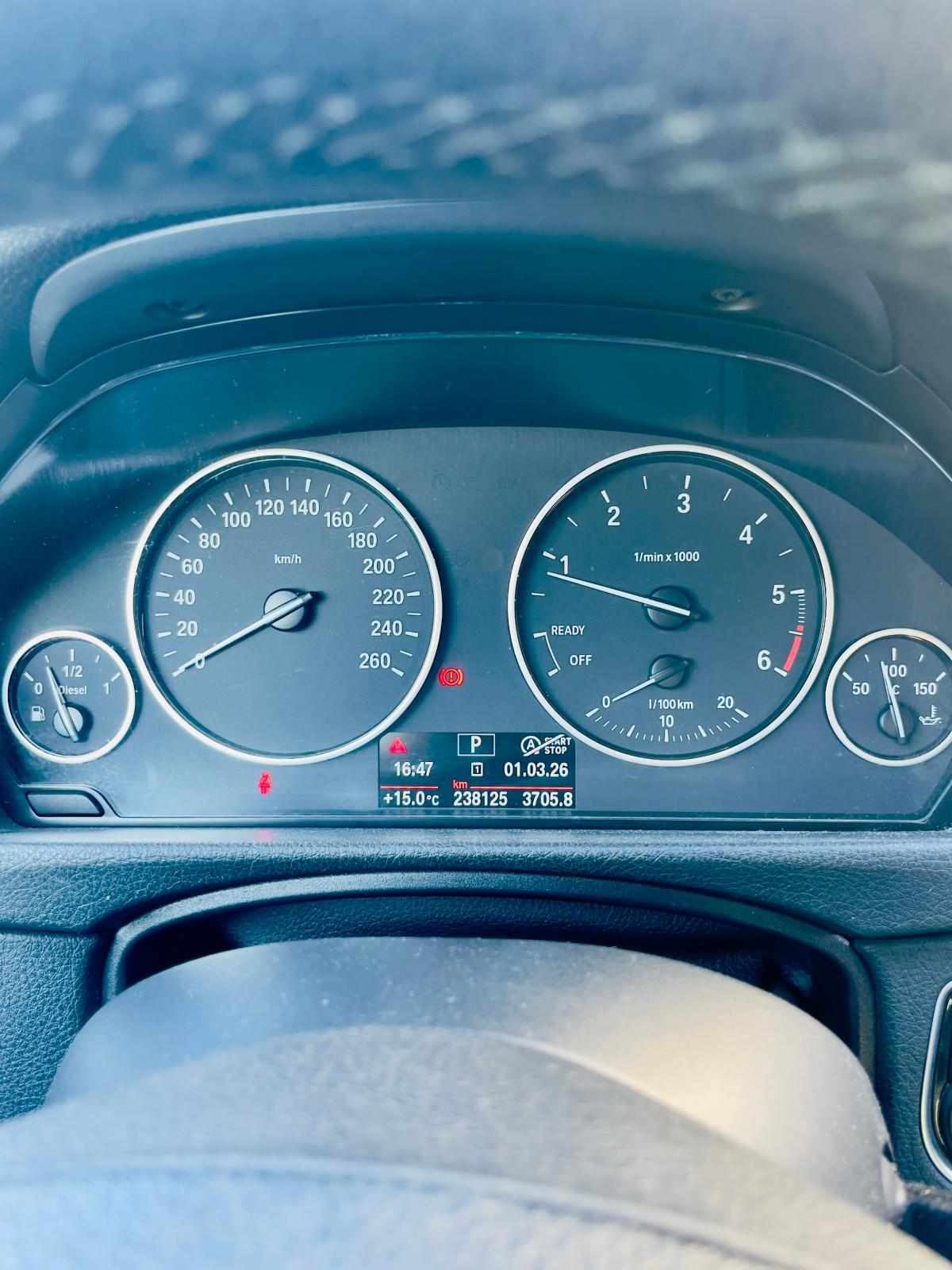 bmw-serie-3-318d-touring-2014-diesel-1995cc