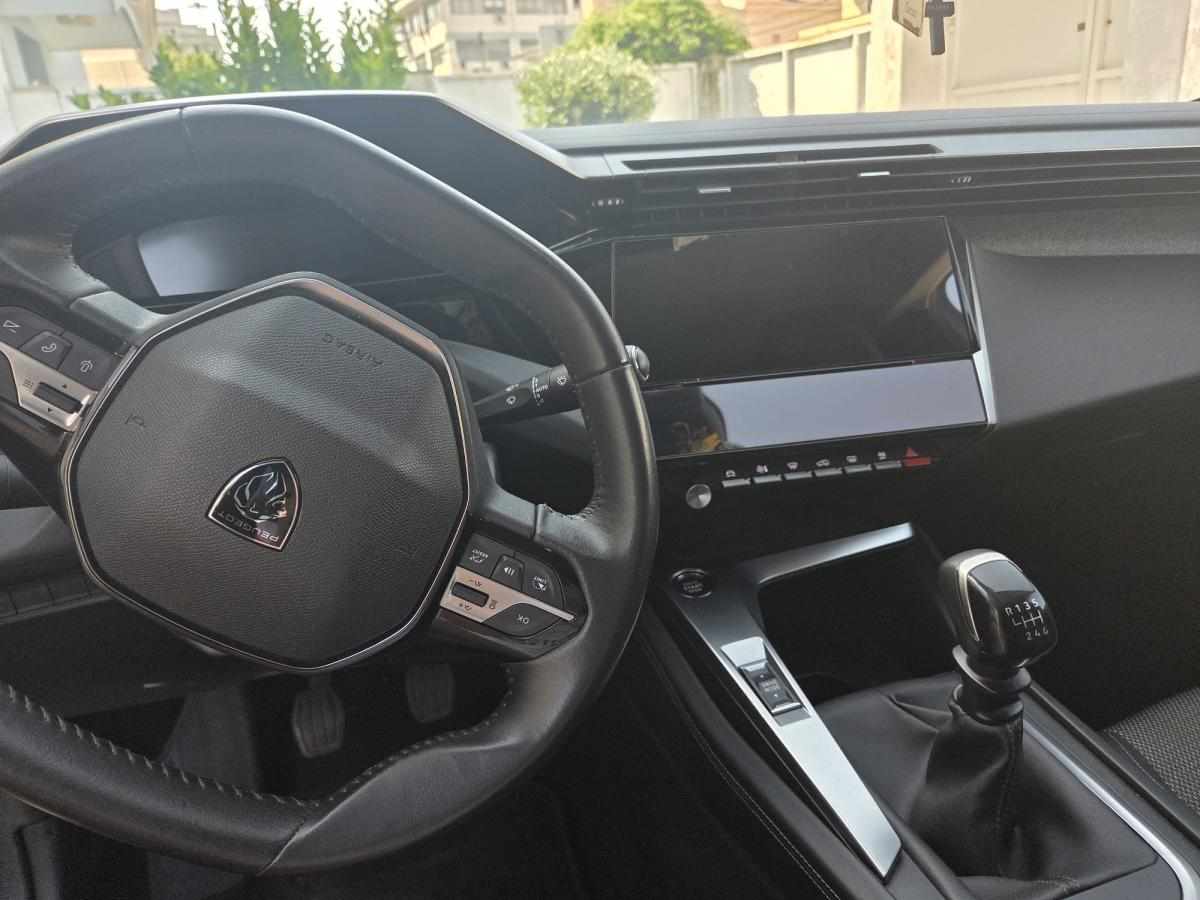 peugeot-308-1-2-puretech-2022-gasolina-1199cc