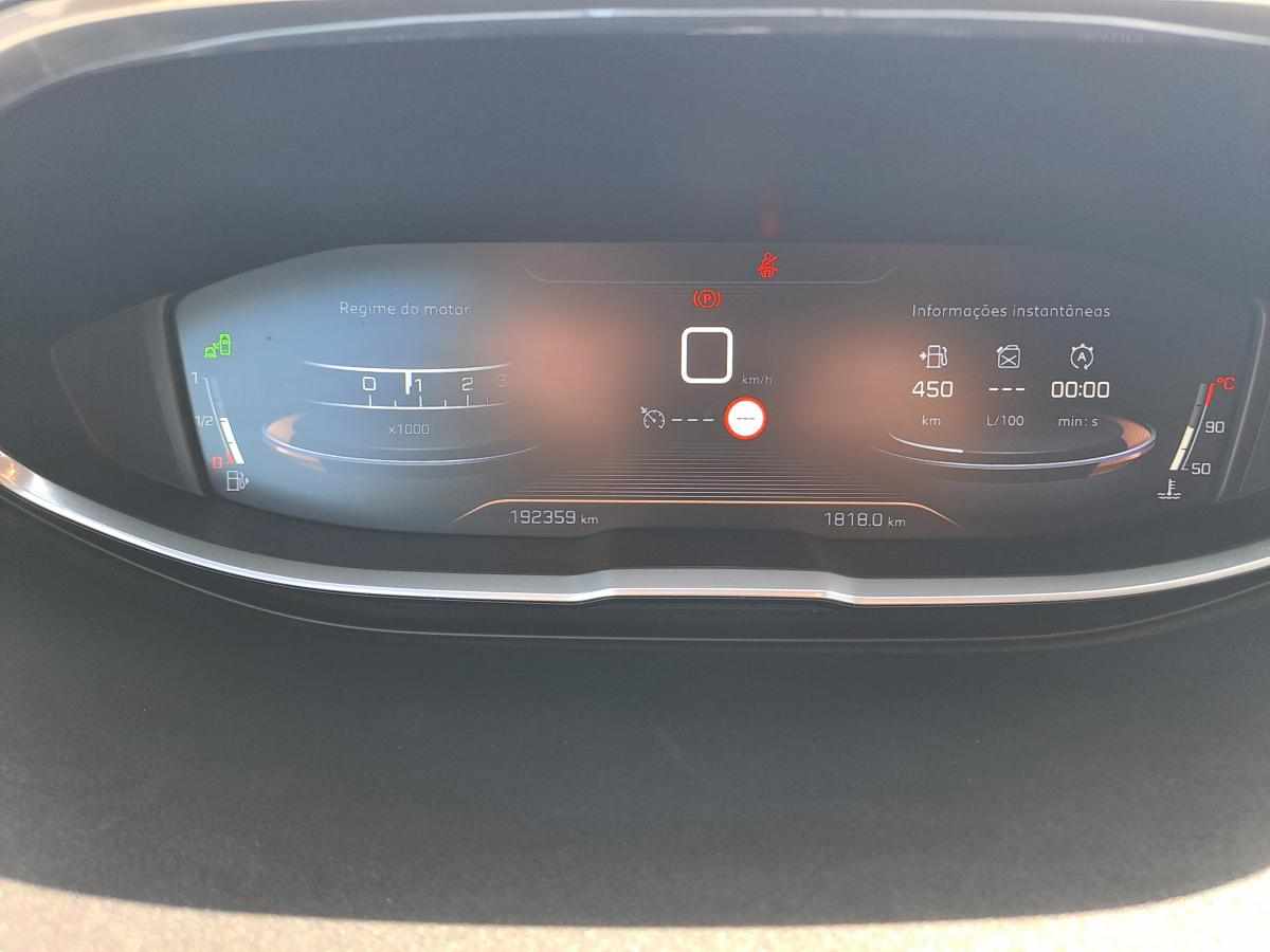peugeot-5008-1-6-bluehdi-2017-diesel-1560cc