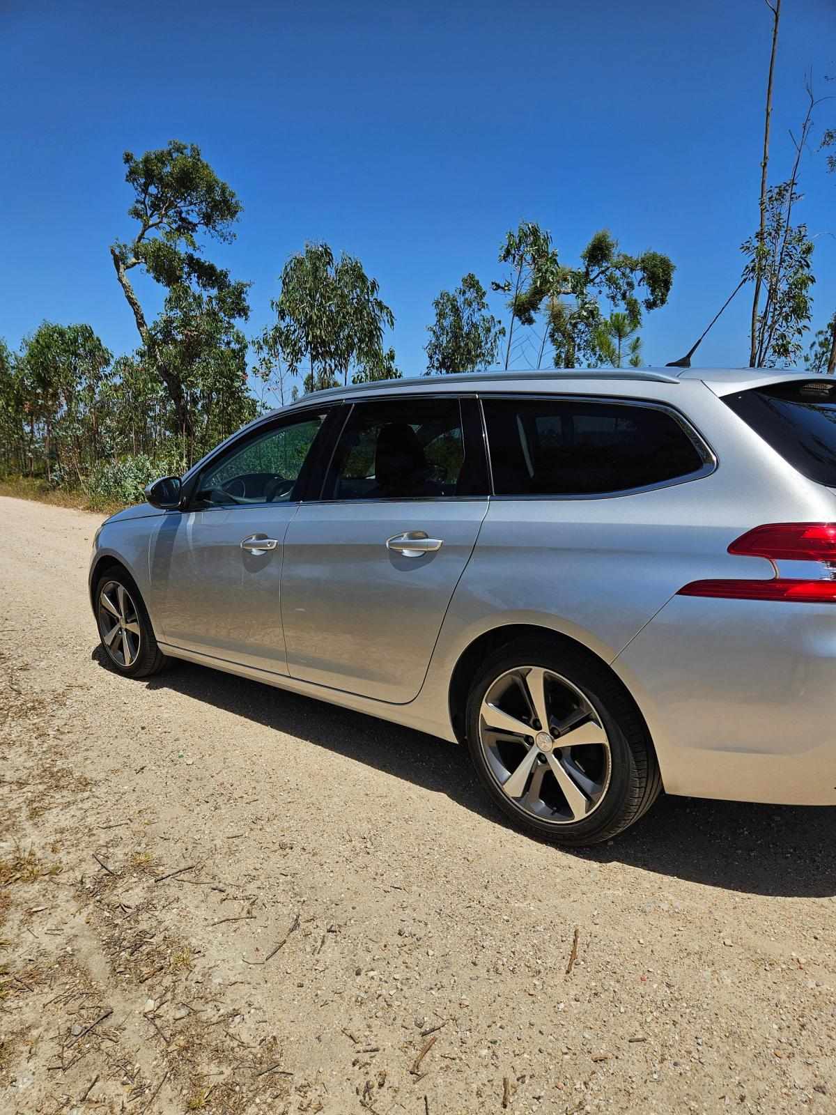 peugeot-308-sw-1-6-blue-hdi-2015-diesel-1600cc