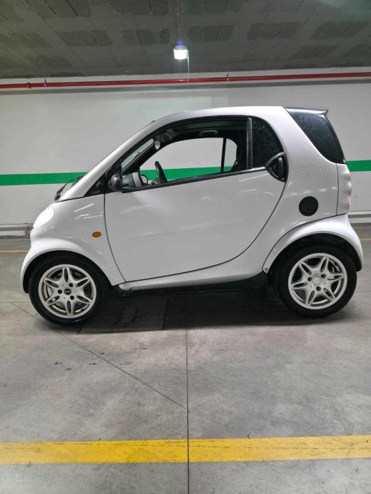 smart-fortwo-0-8-cdi-2001-diesel-799cc