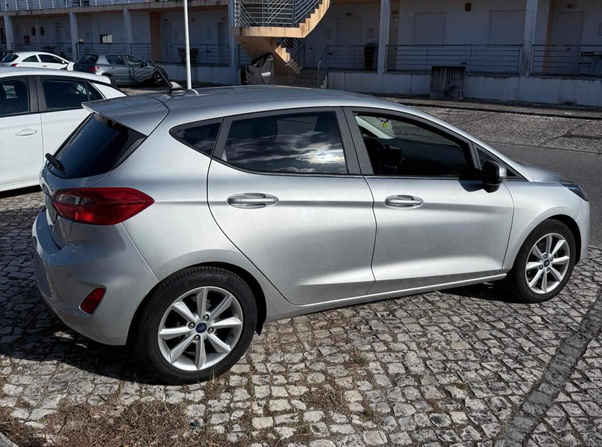 ford-fiesta-1-1-2020-gasolina-1084cc