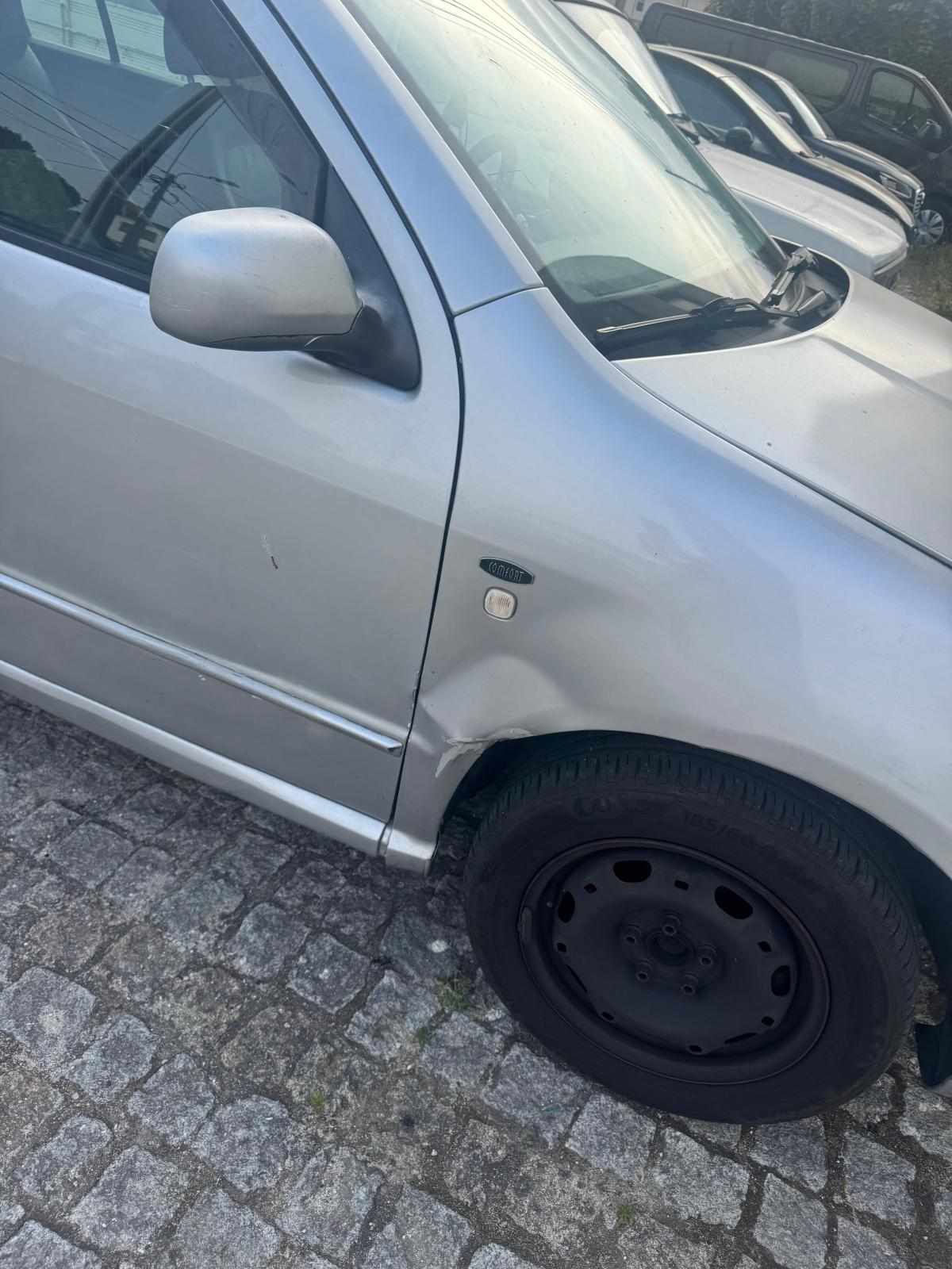 skoda-fabia-1-4-2000-gasolina-1397cc
