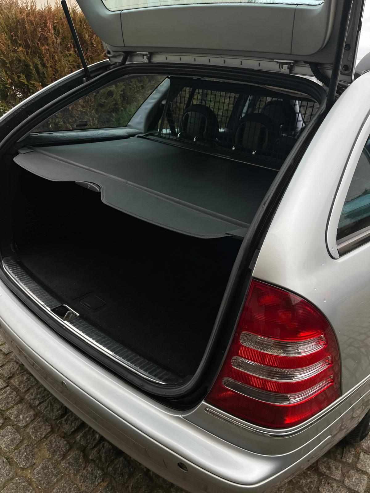 mercedes-benz-classe-c-c-220-cdi-2003-diesel-2148cc