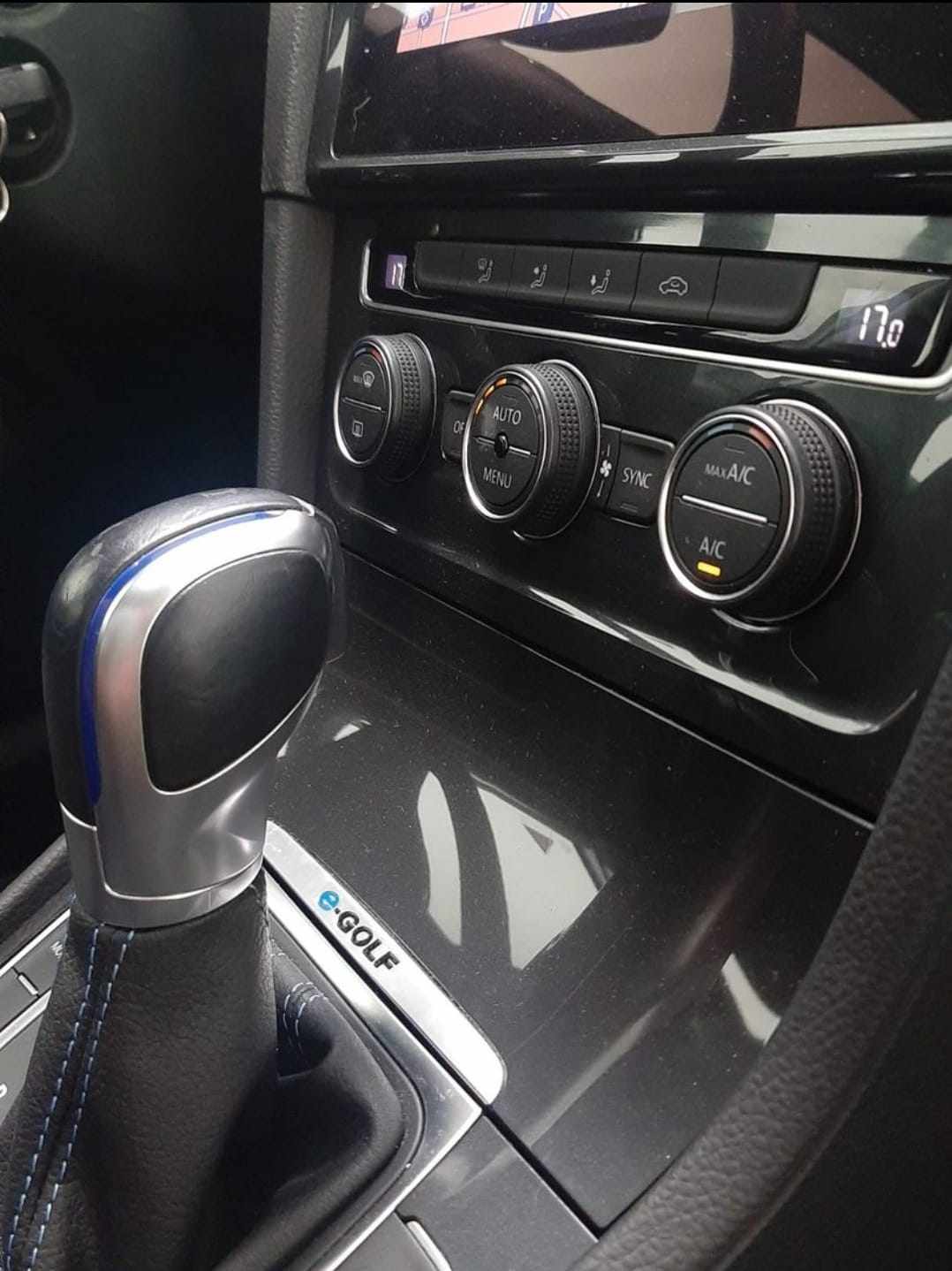 volkswagen-golf-e-golf-2019-eletrico