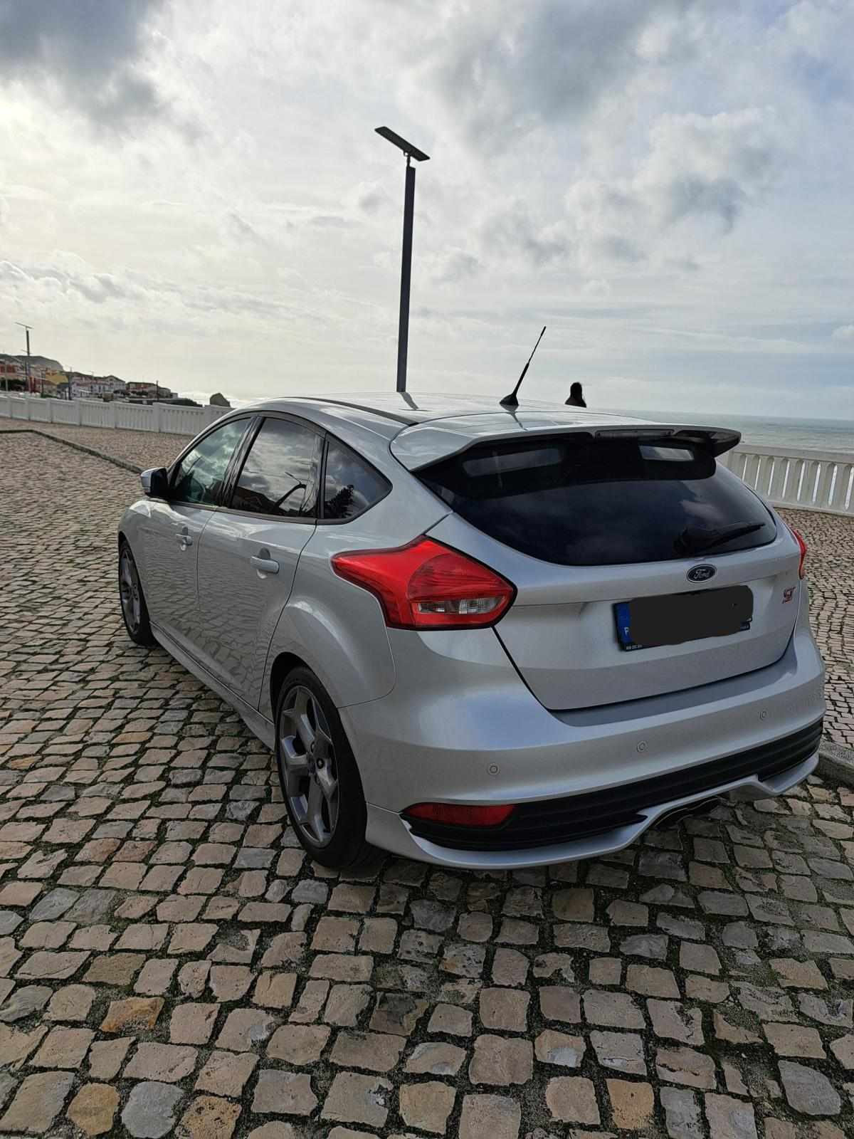 ford-focus-st-2-0-tdci-2015-diesel-1997cc