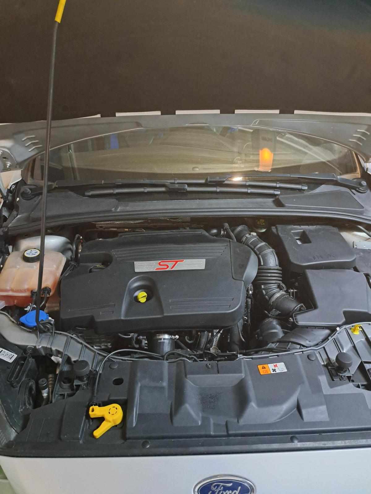 ford-focus-st-2-0-tdci-2015-diesel-1997cc