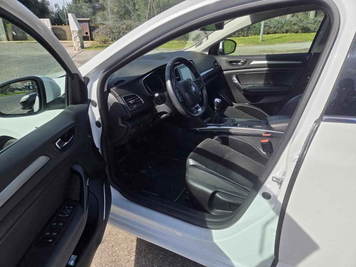 renault-megane-1-6-dci-2018-diesel-1598cc