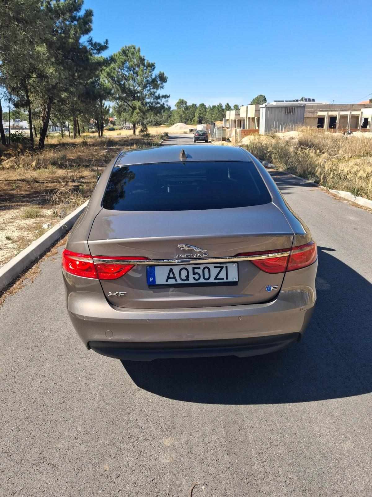 jaguar-xf-2-0-e-performance-2016-diesel-1999cc