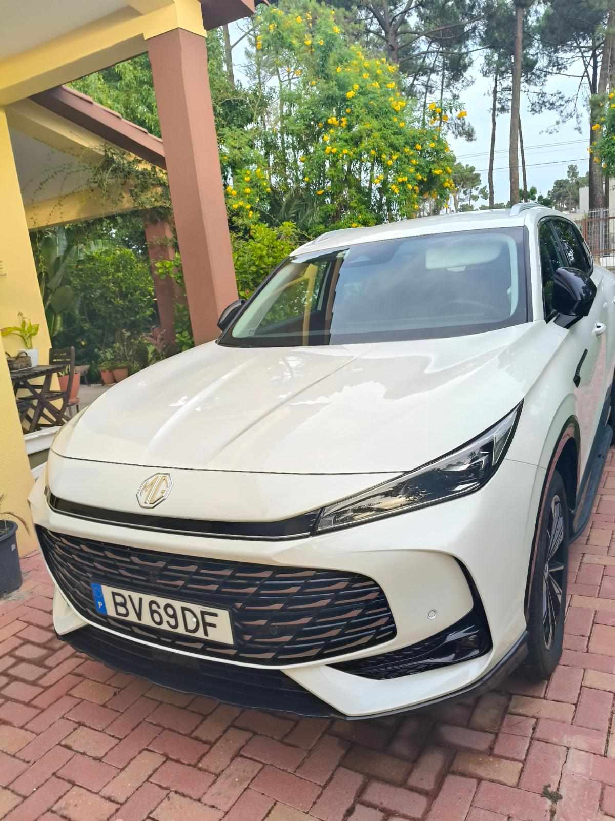 mg-hs-1-5-phev-2025-gasolina-1496cc