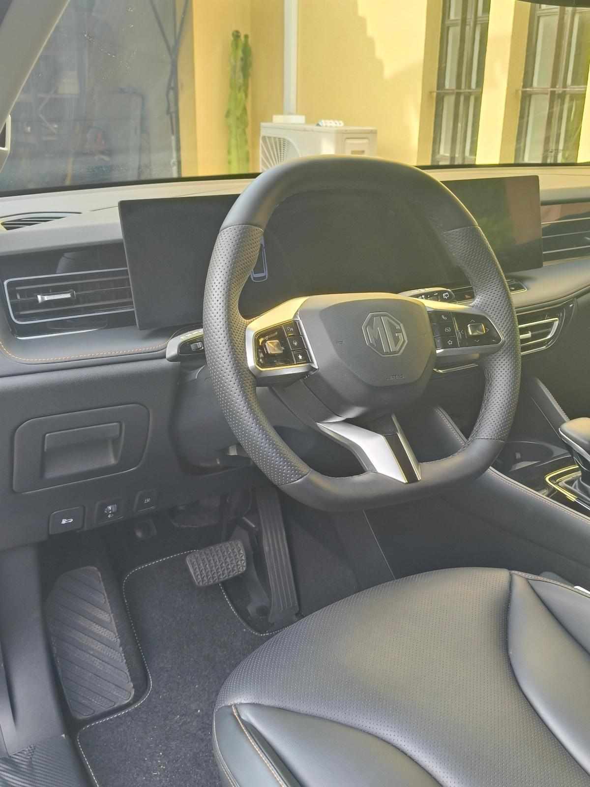 mg-hs-1-5-phev-2025-gasolina-1496cc
