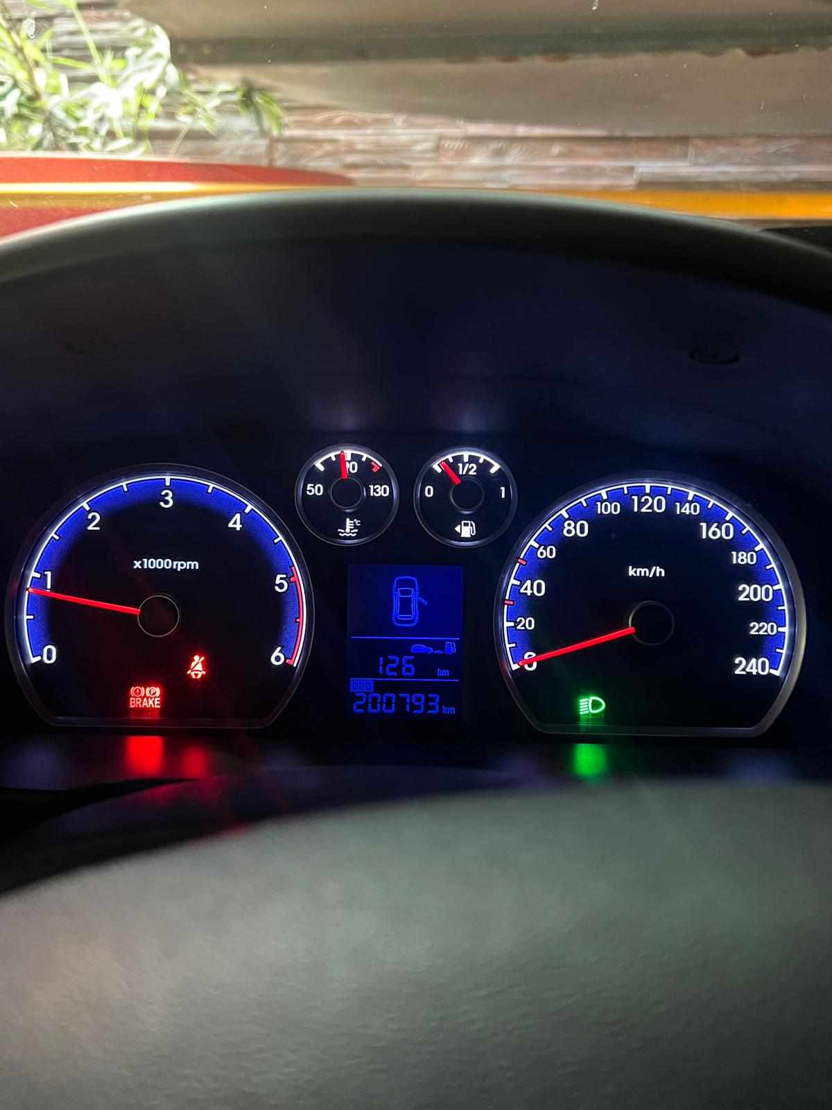 hyundai-i30-1-6-crdi-2010-diesel-1582cc