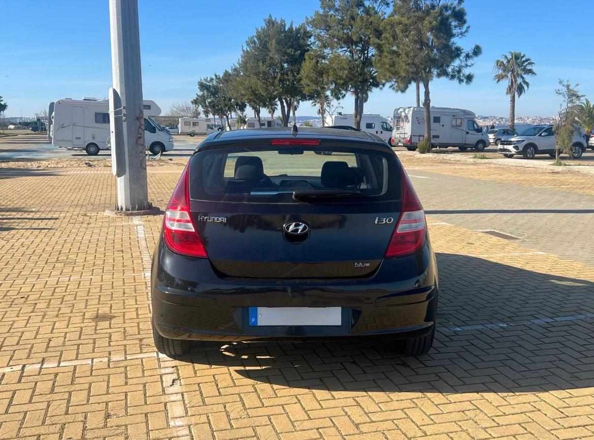 hyundai-i30-1-6-crdi-2010-diesel-1582cc