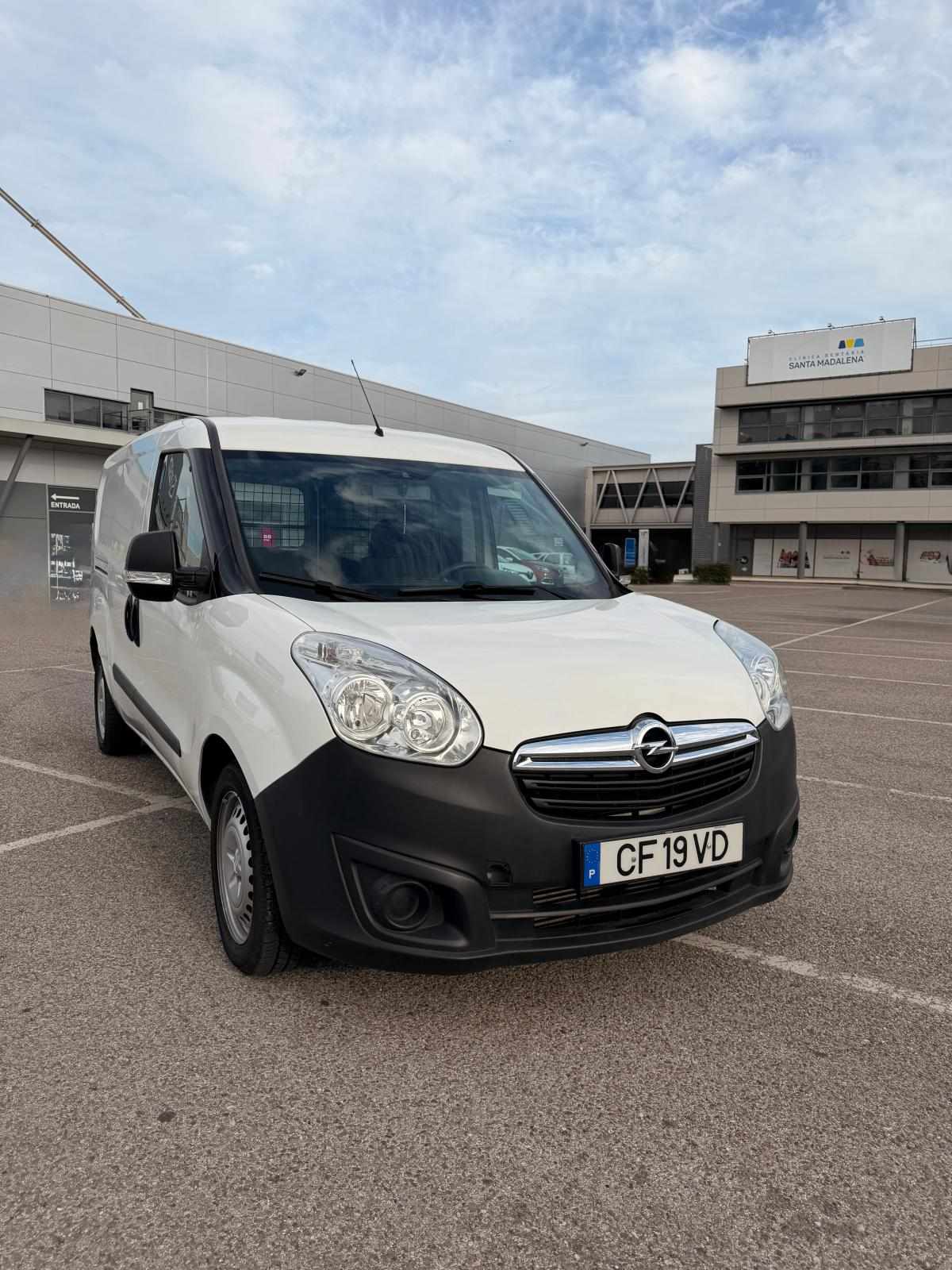 opel-combo-1-2-95cv-2018-diesel-1248cc