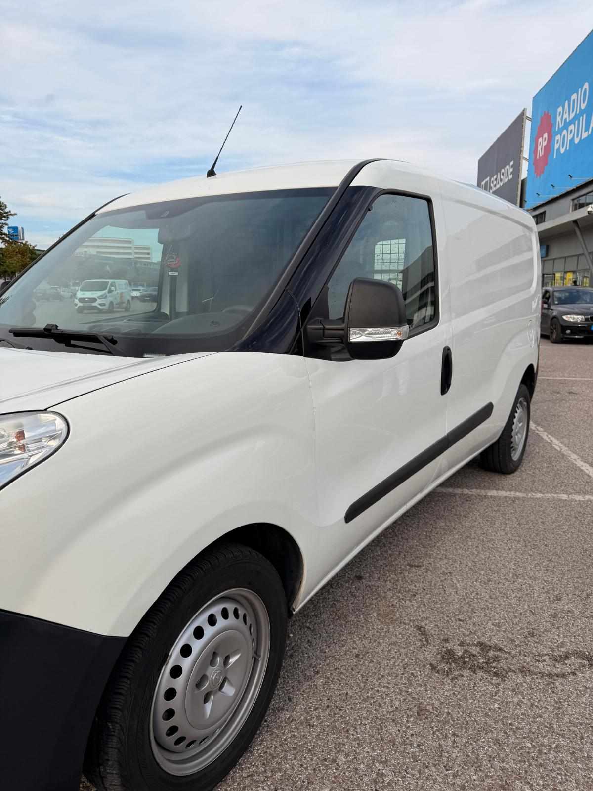 opel-combo-1-2-95cv-2018-diesel-1248cc