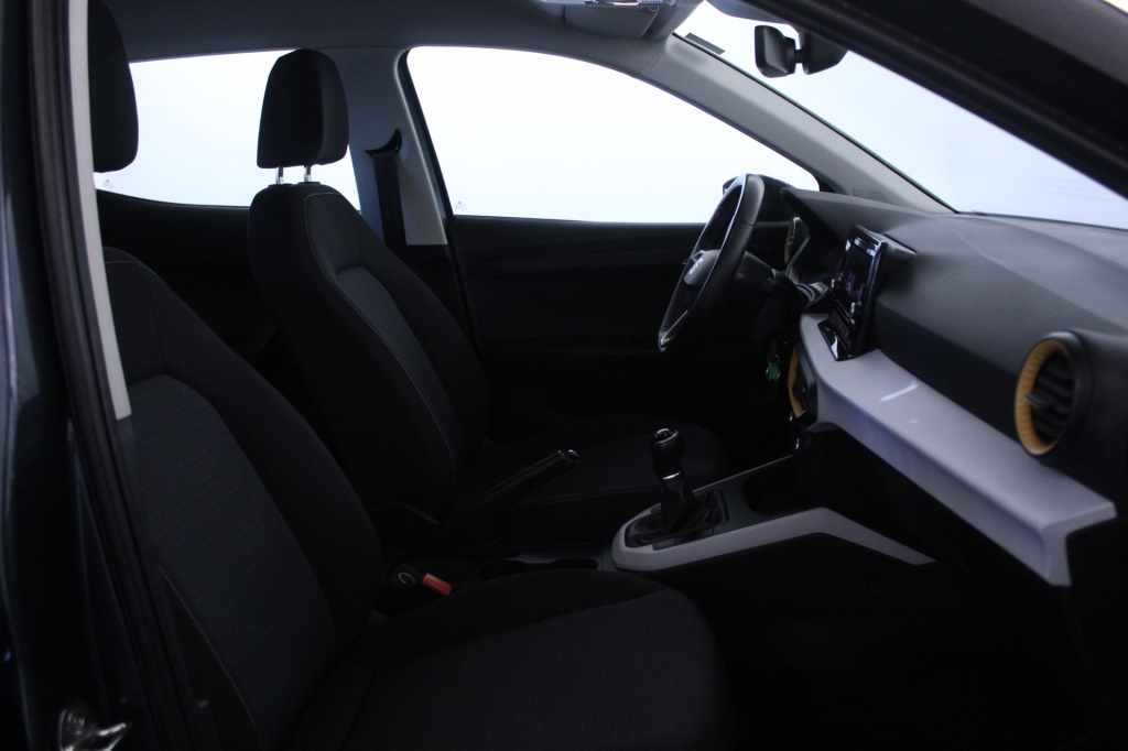 seat-arona-1-0-tsi-2022-gasolina-999cc