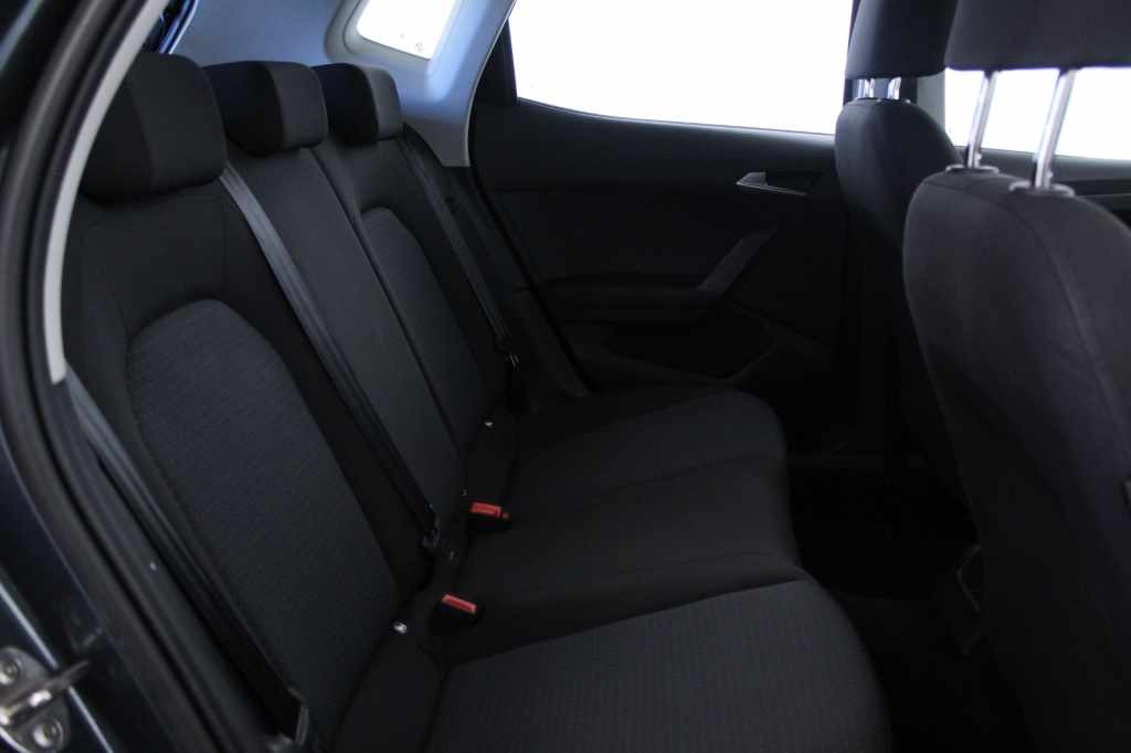 seat-arona-1-0-tsi-2022-gasolina-999cc