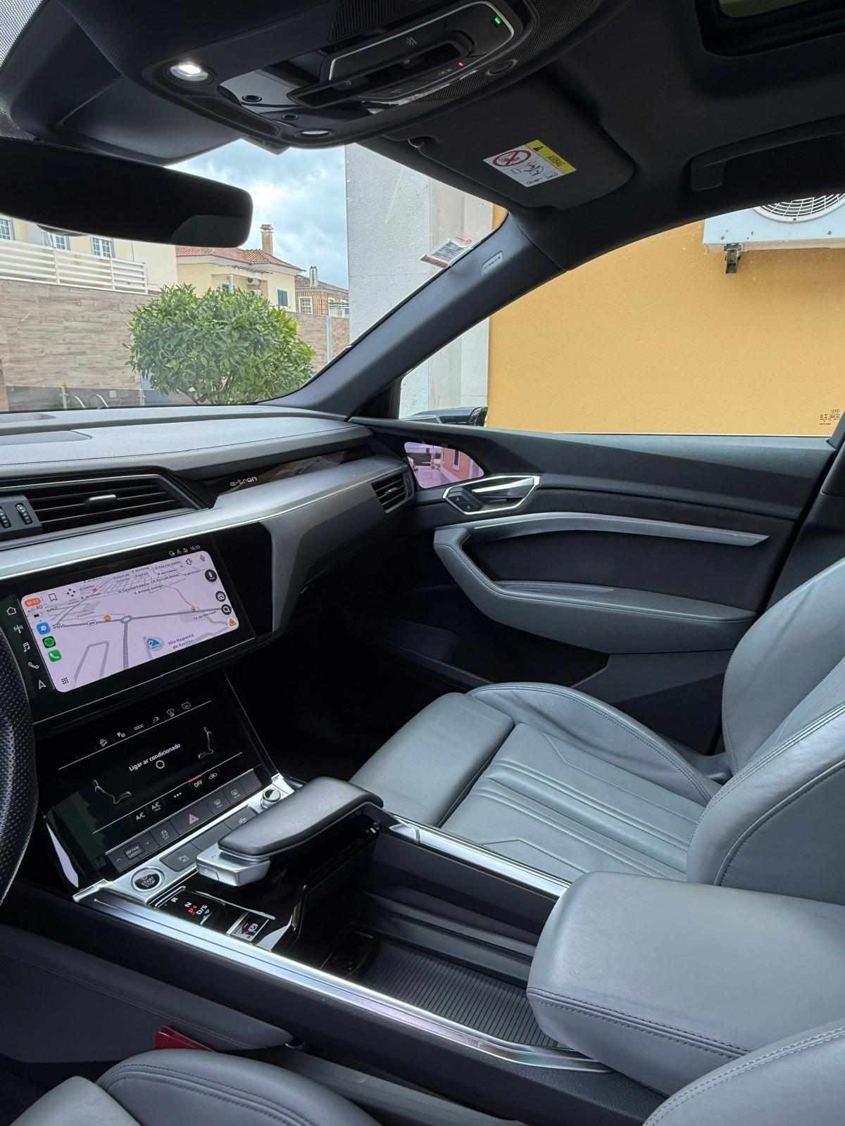 audi-e-tron-55-quattro-2022-eletrico