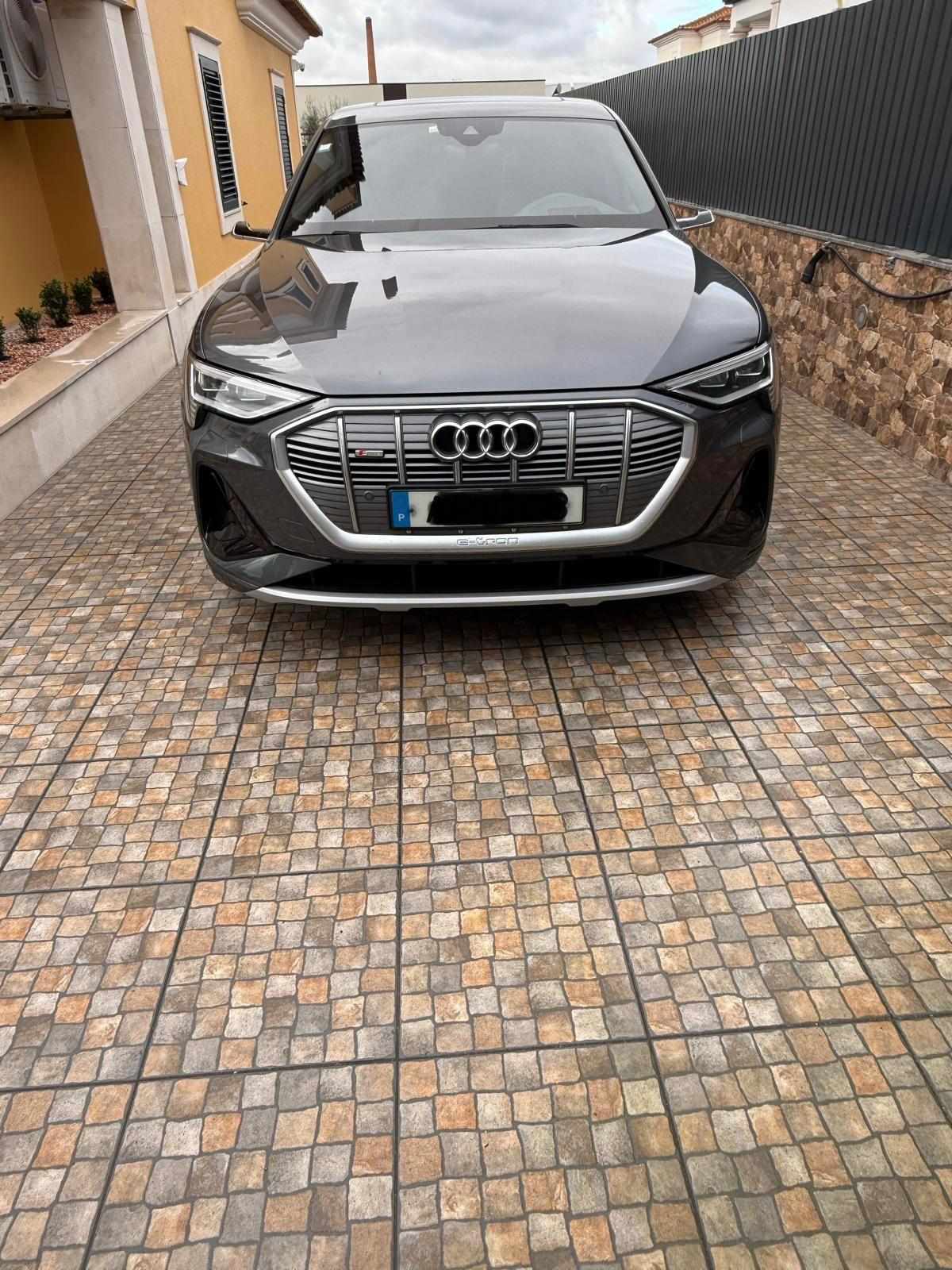 audi-e-tron-55-quattro-2022-eletrico