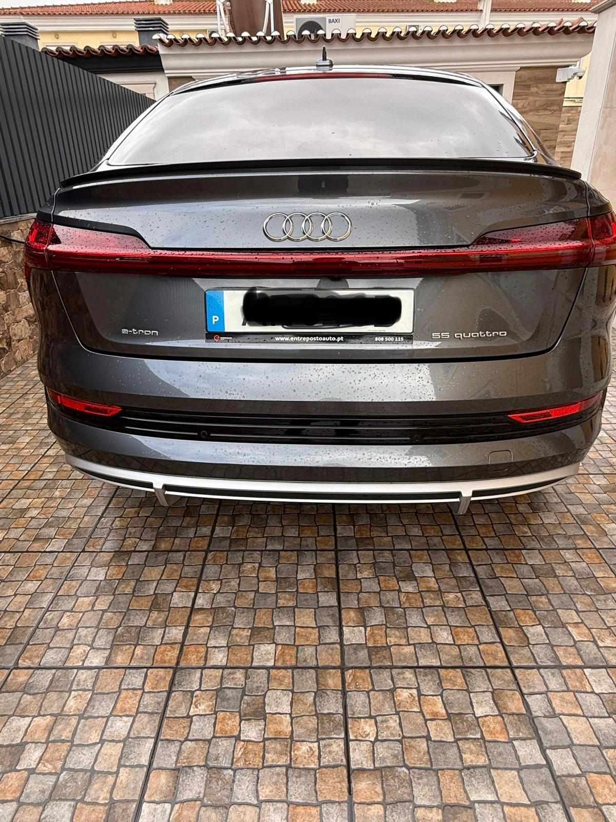 audi-e-tron-55-quattro-2022-eletrico