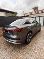 audi-e-tron-55-quattro-2022-eletrico