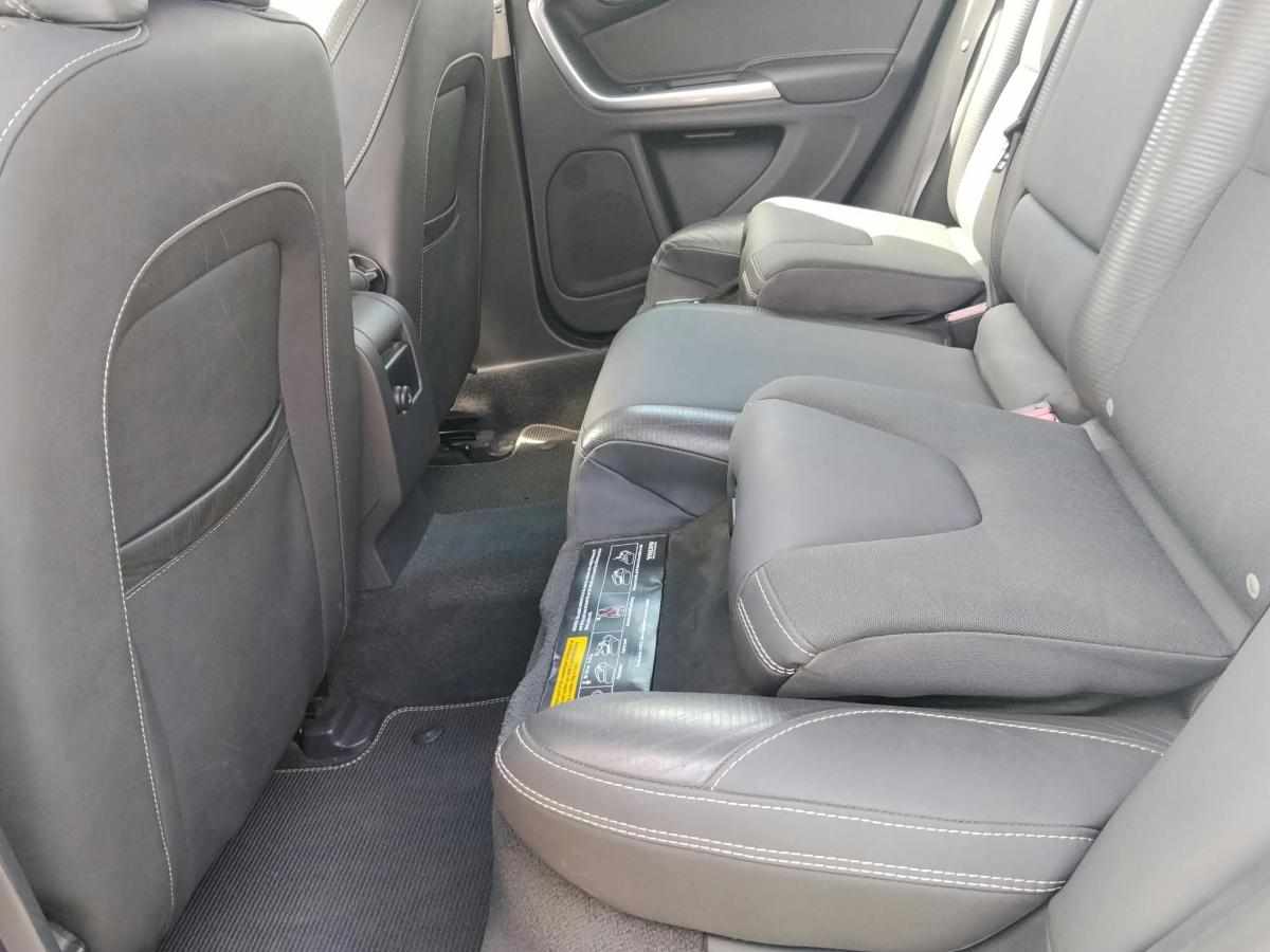 volvo-v60-1-6-d2-2013-diesel-1560cc