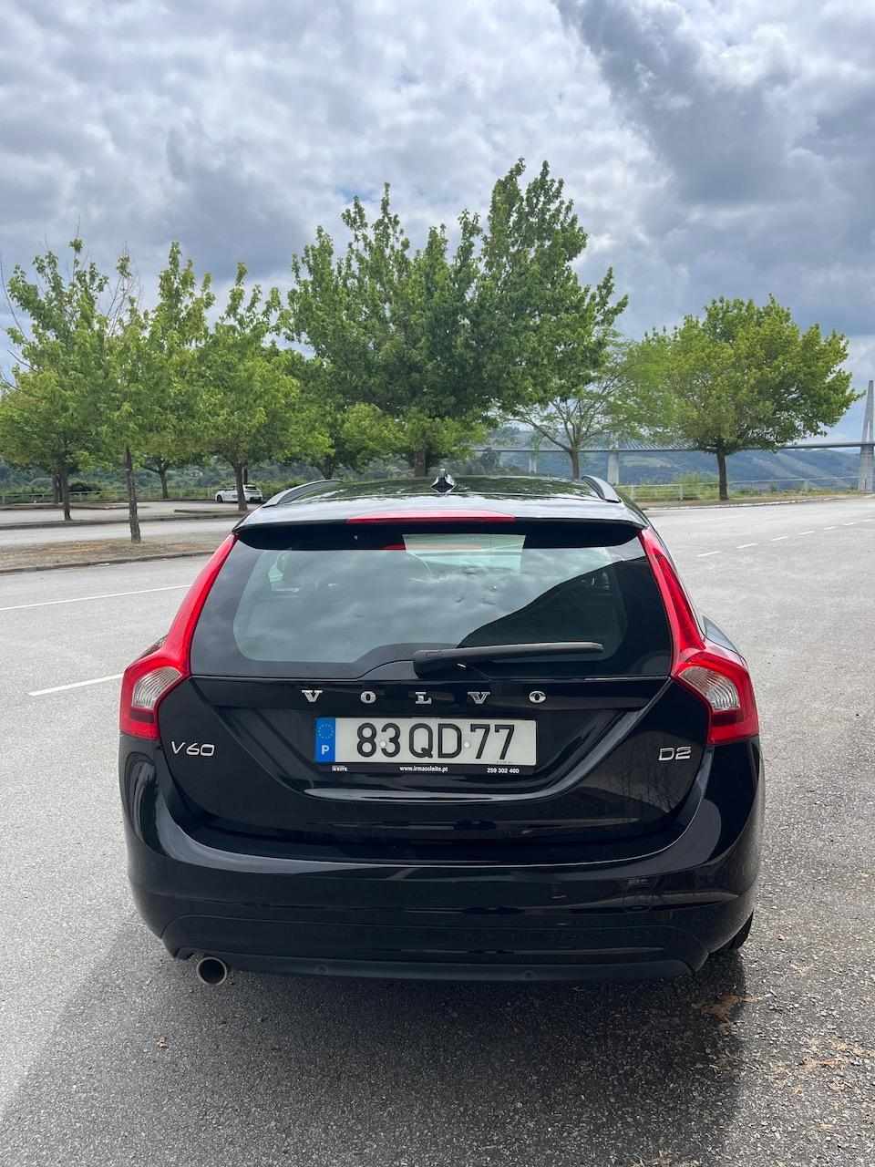 volvo-v60-2-0-120cv-2015-diesel-1969cc