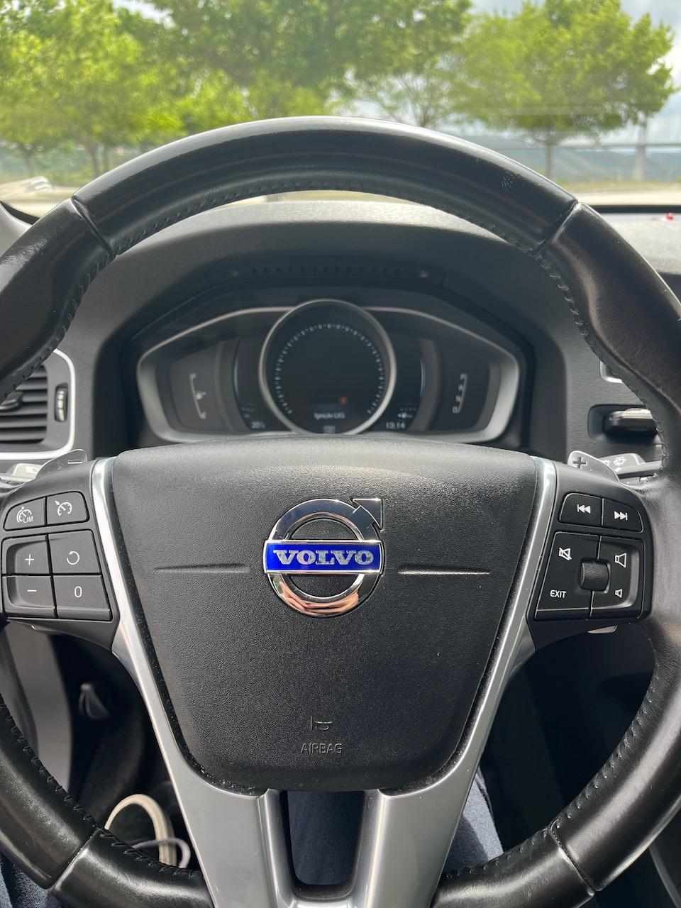 volvo-v60-2-0-120cv-2015-diesel-1969cc
