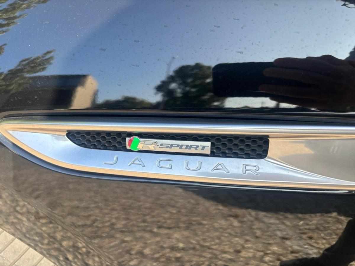 jaguar-f-pace-20d-2019-diesel-1999cc