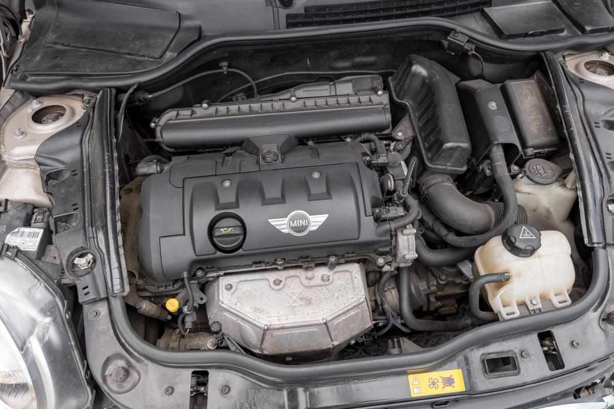 mini-hatch-1-6-2012-gasolina-1598cc
