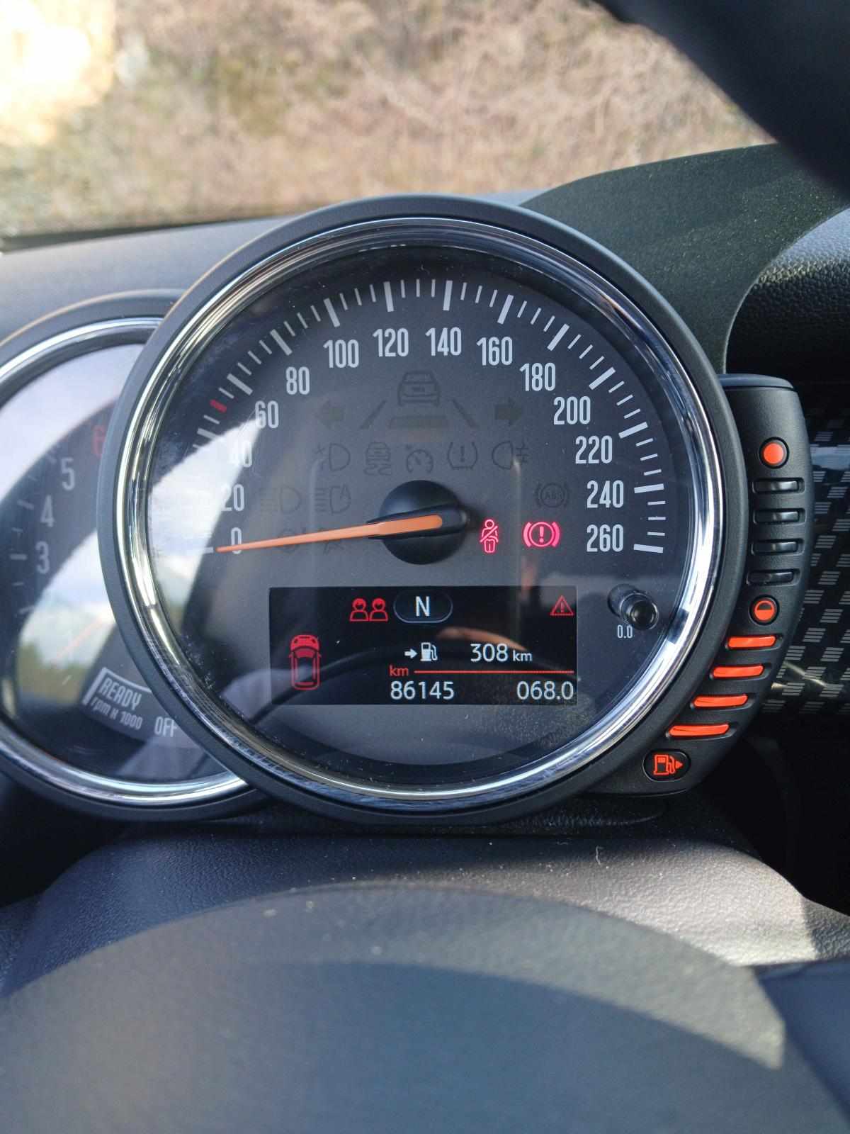 mini-hatch-sd-2-0-2015-diesel-1995cc