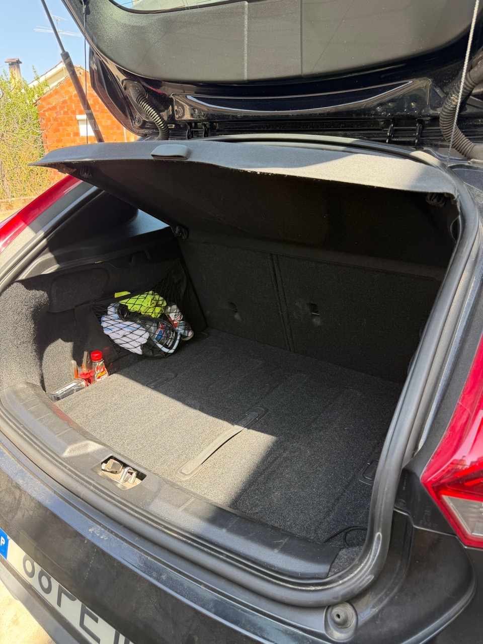 volvo-v40-d2-2014-diesel-1560cc