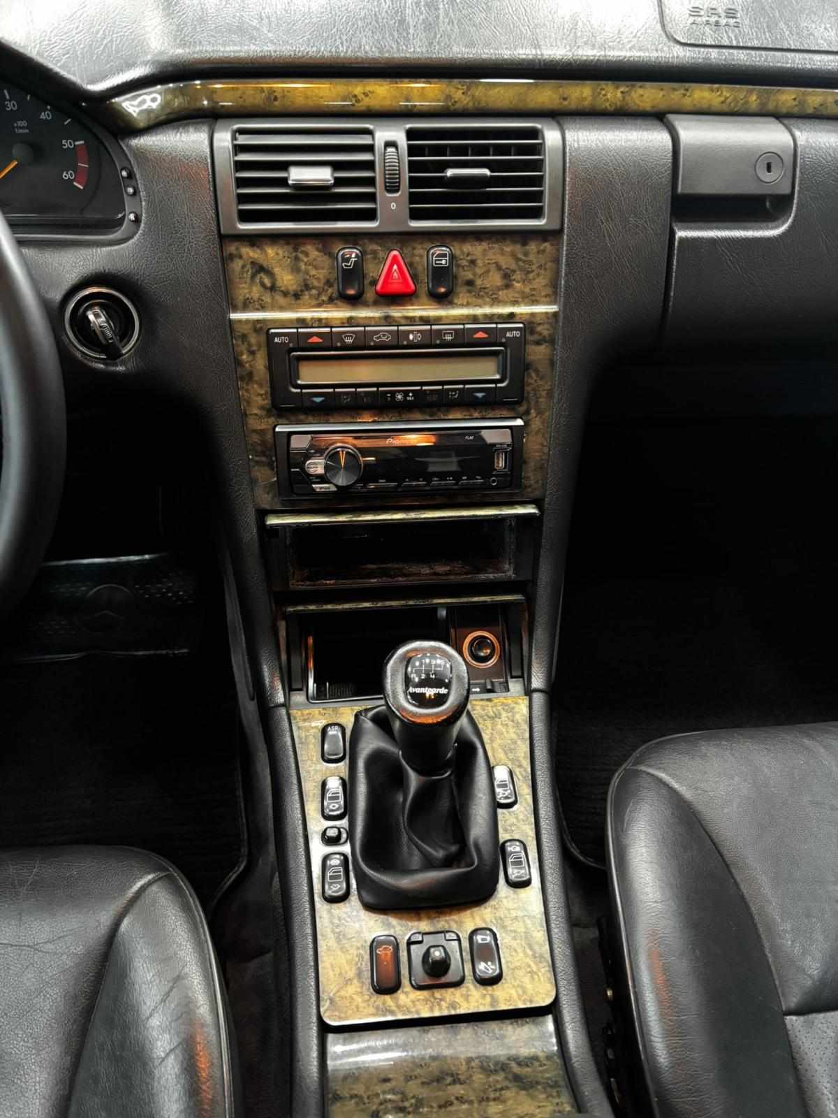 mercedes-benz-classe-e-e-250-td-1998-diesel-2497cc