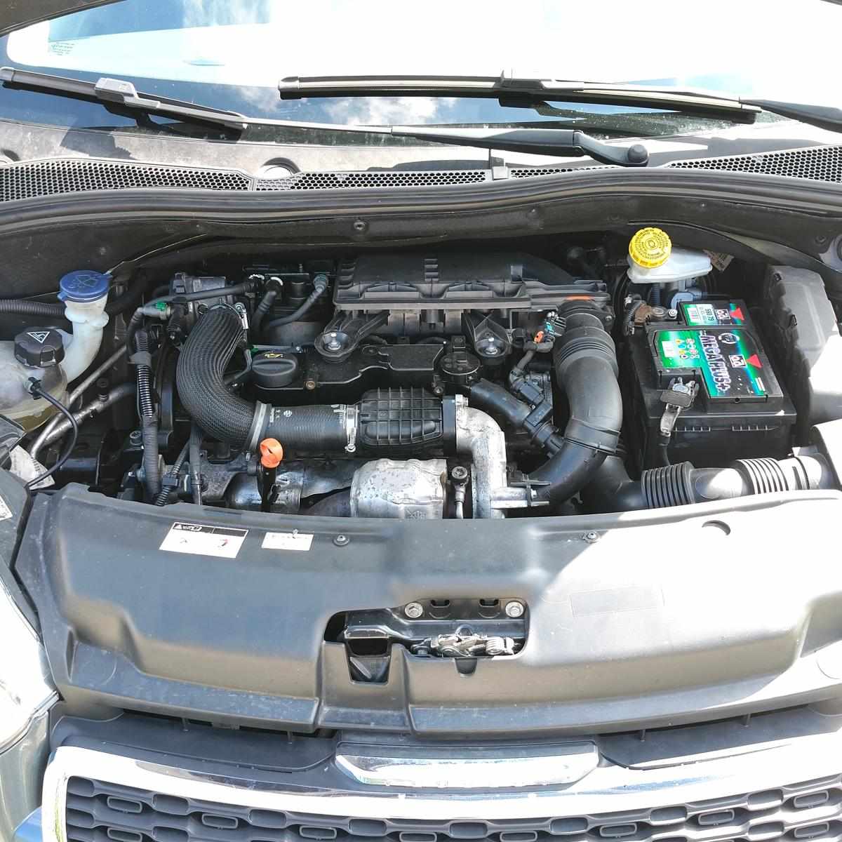 peugeot-208-1-4-hdi-2014-diesel-1398cc