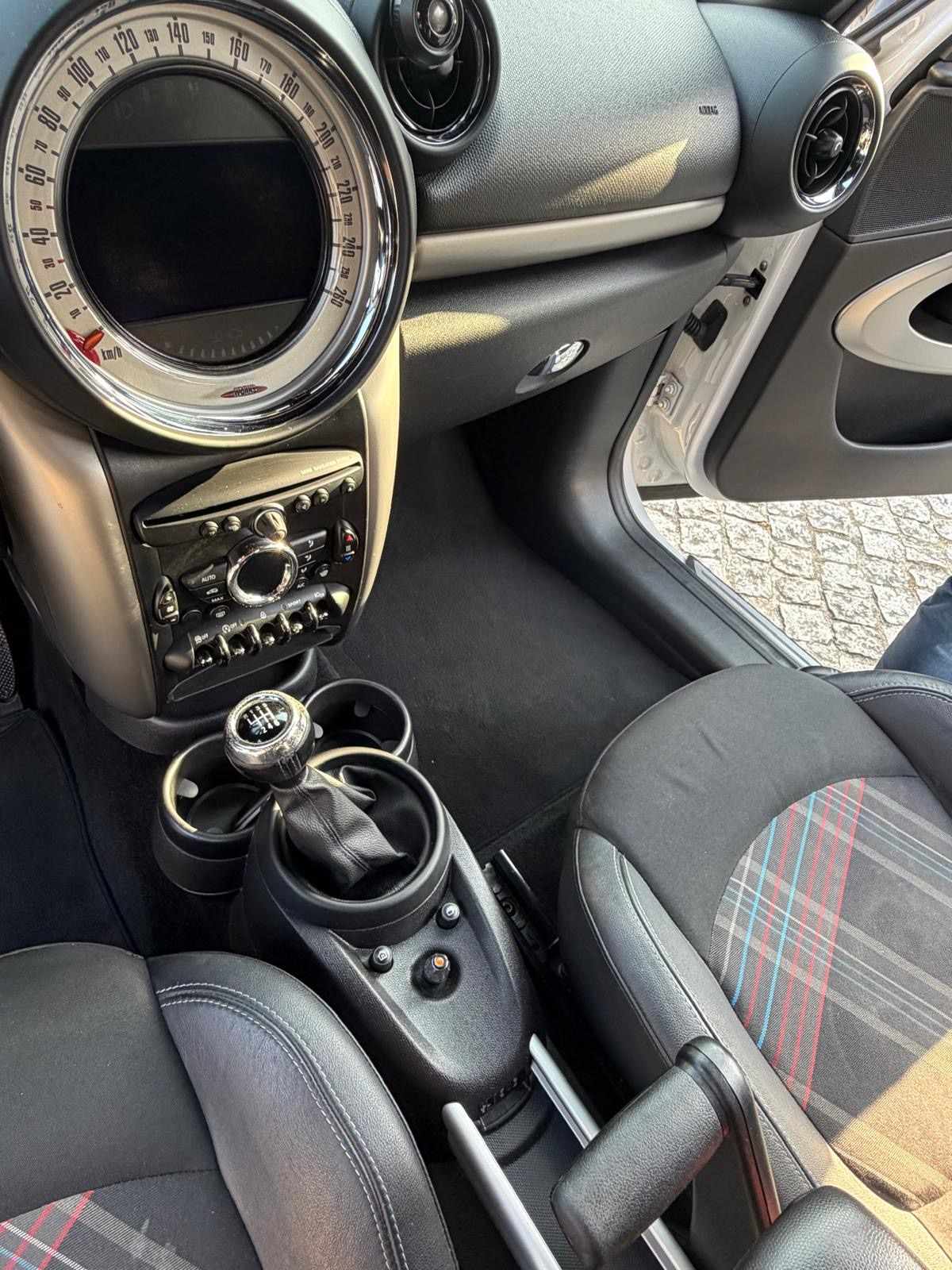 mini-paceman-d-2-0-2013-diesel-1598cc