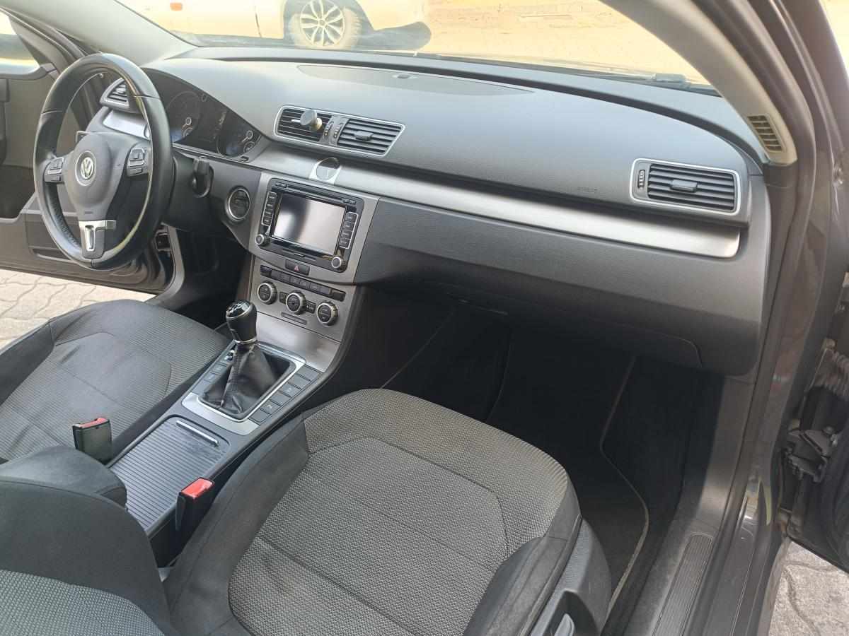 volkswagen-passat-variant-1-6-2013-diesel-1598cc
