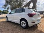 volkswagen-polo-1-0-80cv-2022-gasolina-999cc