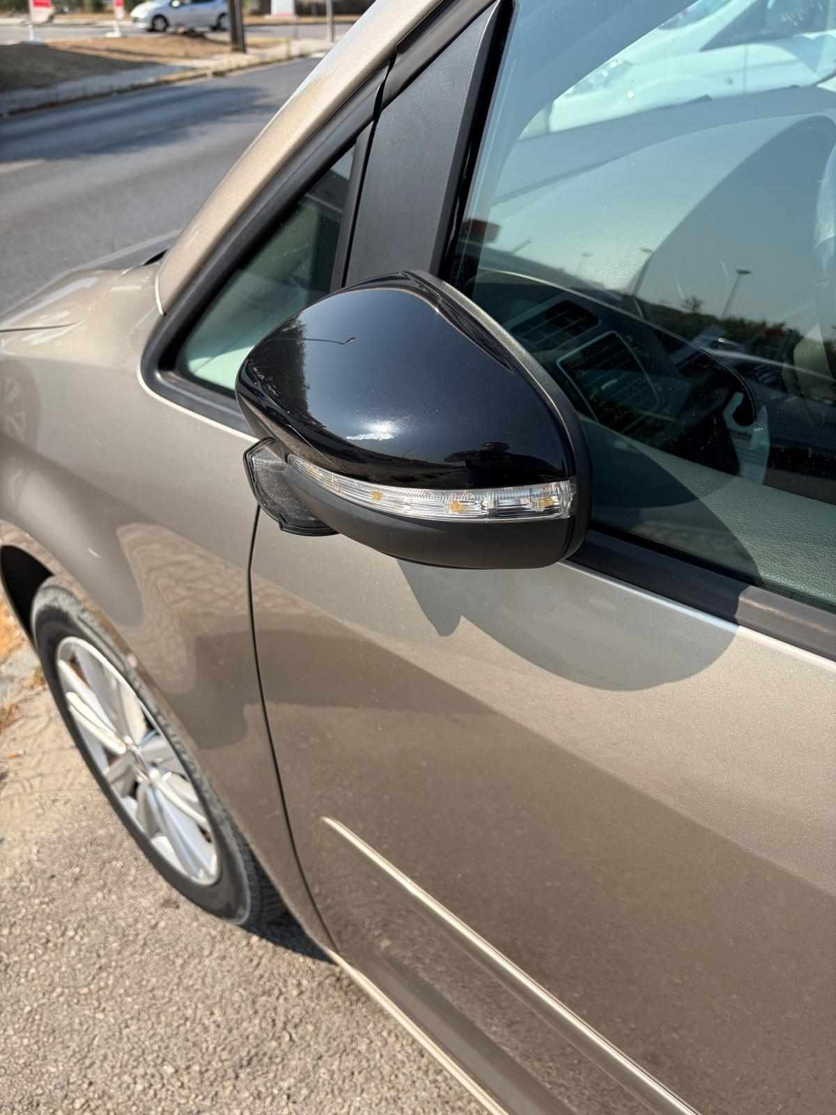 volkswagen-touran-1-6-tdi-2012-diesel-1598cc
