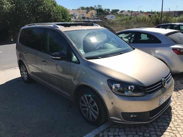 volkswagen-touran-1-6-tdi-2012-diesel-1598cc
