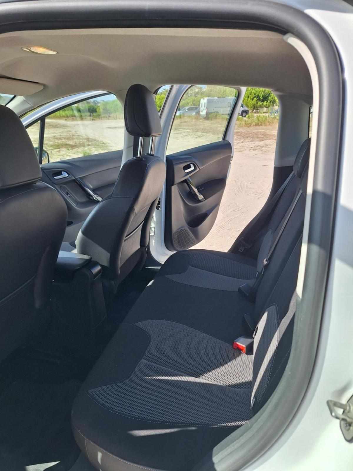 citroen-c3-1-6-e-hdi-airdream-2013-diesel-1560cc