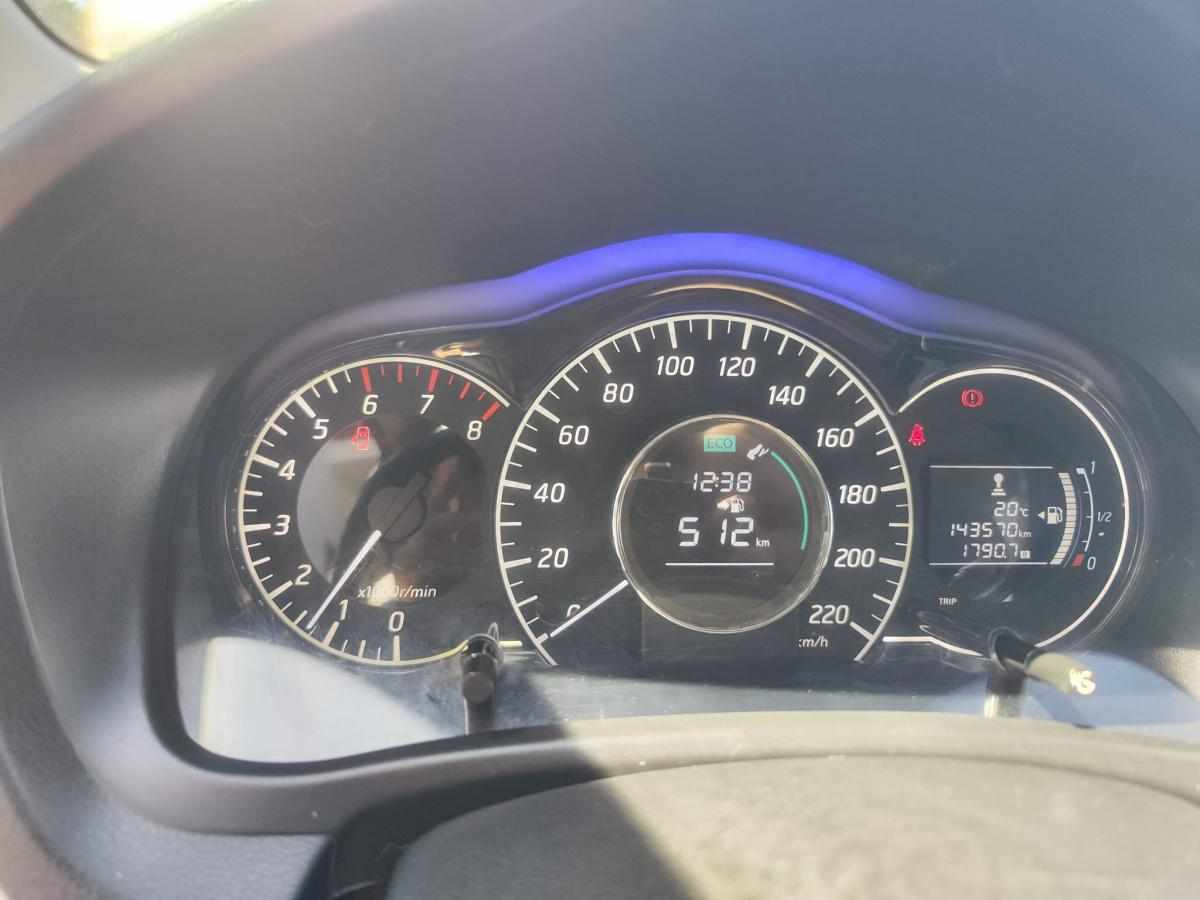 nissan-note-1-2-2016-gasolina-1198cc
