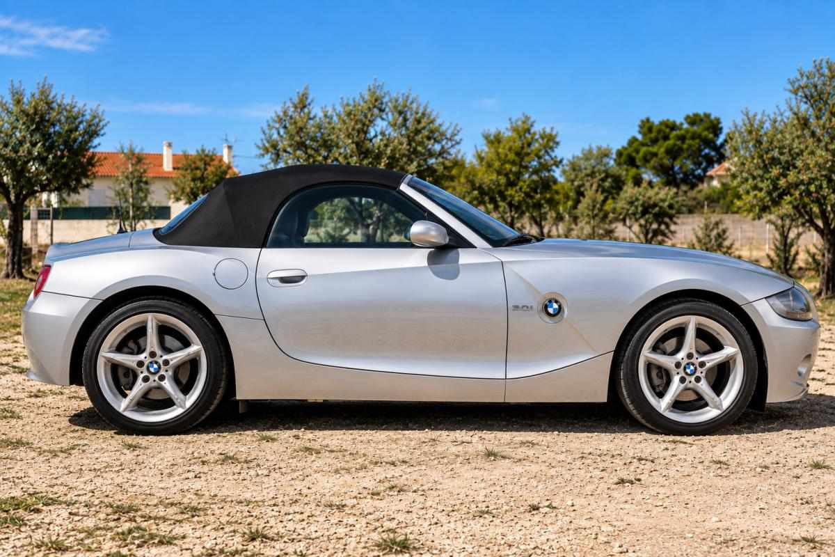 bmw-z4-3-0i-2004-gasolina-2979cc