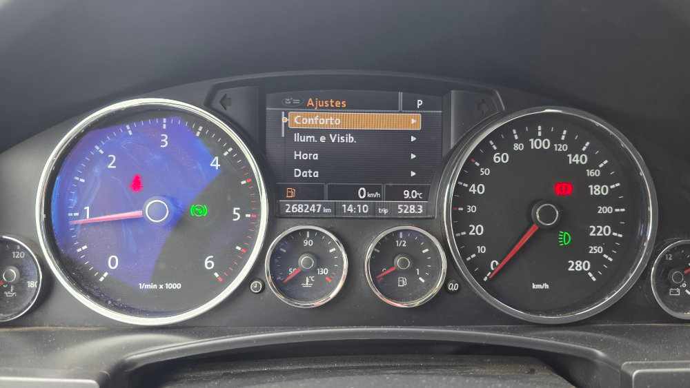 volkswagen-touareg-3-0-tdi-v6-bluemotion-4motion-2009-diesel-2967cc