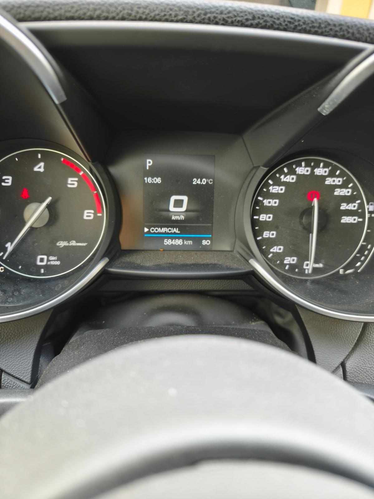 alfa-romeo-giulia-2-2-jtdm-2019-diesel-2143cc