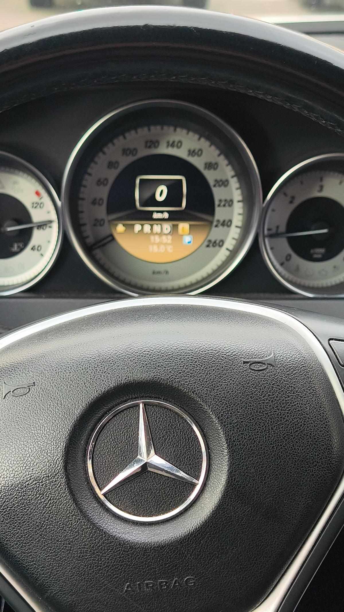 mercedes-benz-classe-c-c-220-cdi-blueefficiency-2011-diesel-2143cc