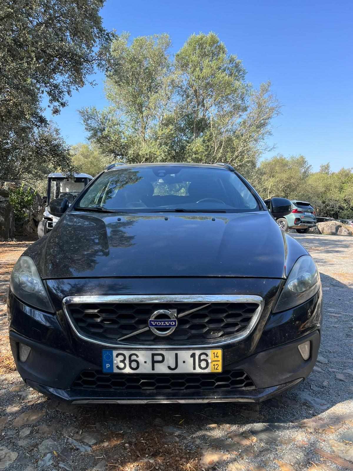 volvo-v40-1-6-d2-2014-diesel-1560cc