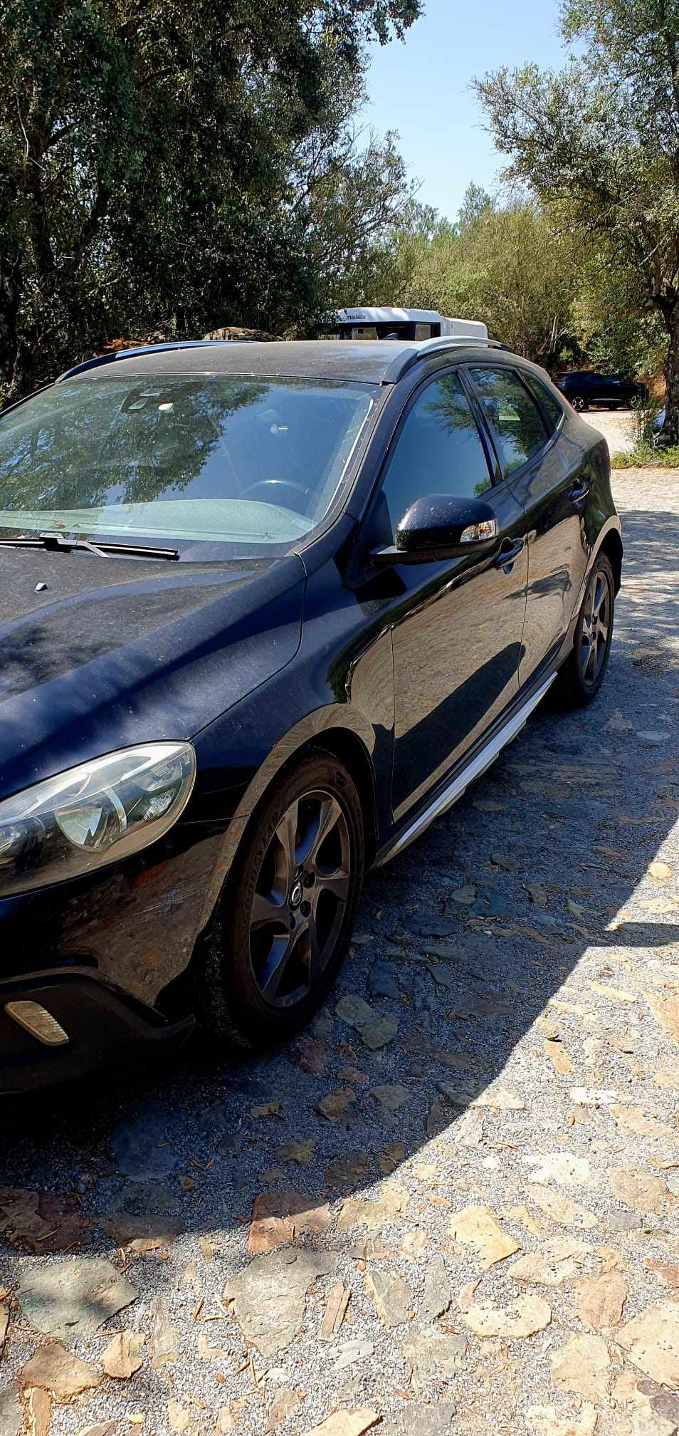 volvo-v40-1-6-d2-2014-diesel-1560cc